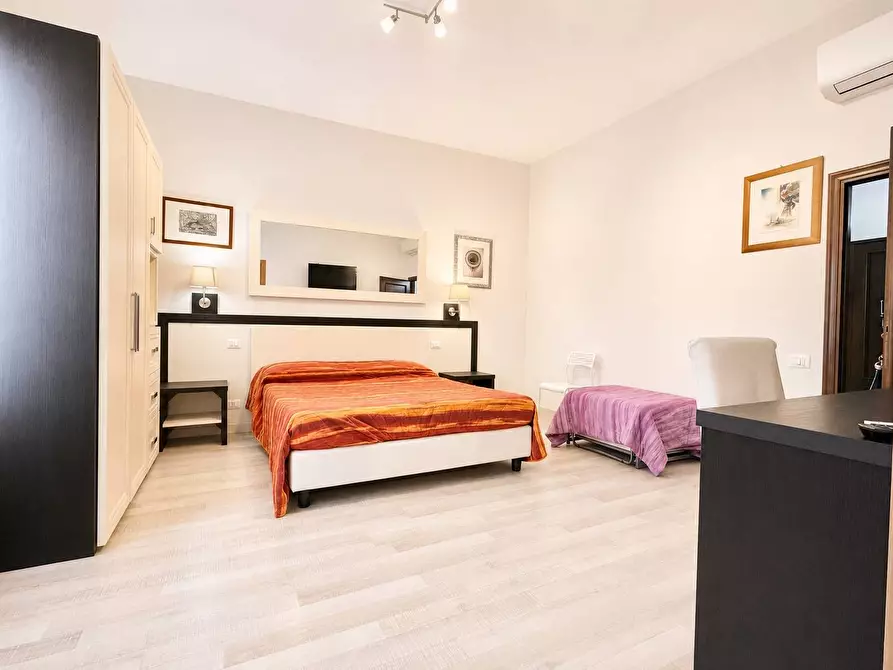Immagine 13 di Appartamento in vendita  in viale vittorio emanuele 2 8 a Siena
