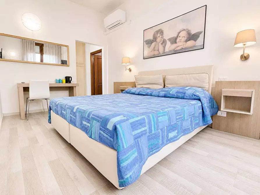 Immagine 17 di Appartamento in vendita  in viale vittorio emanuele 2 8 a Siena