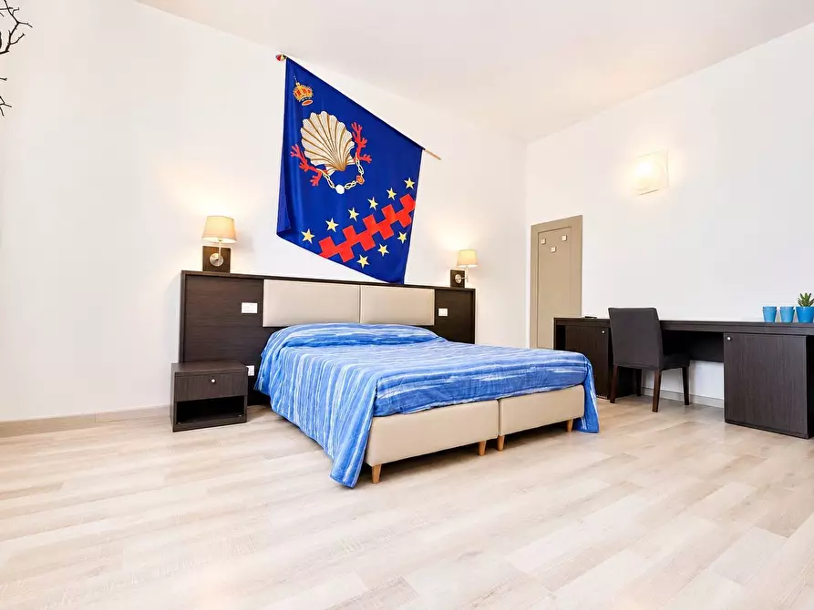Immagine 21 di Appartamento in vendita  in viale vittorio emanuele 2 8 a Siena