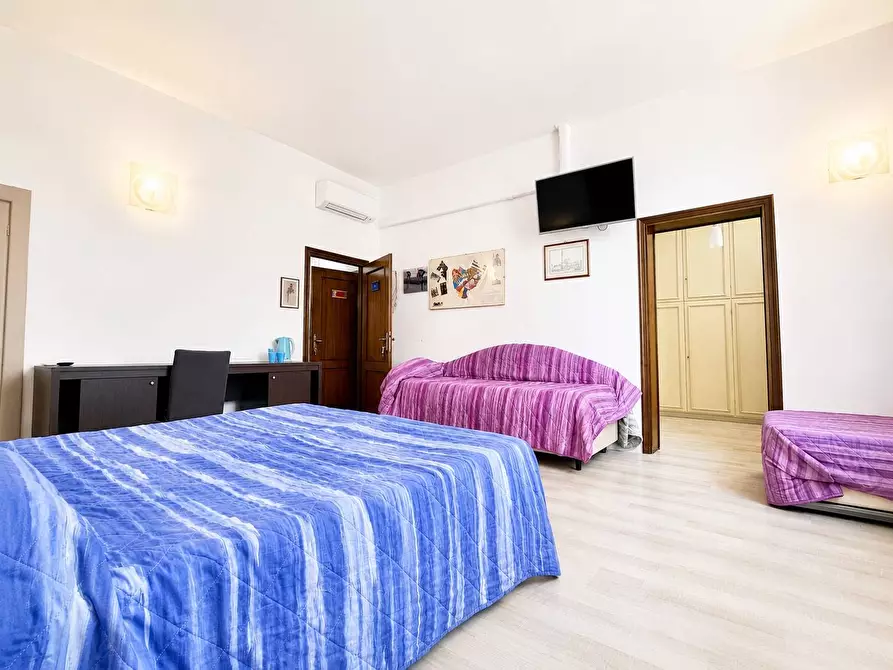Immagine 22 di Appartamento in vendita  in viale vittorio emanuele 2 8 a Siena