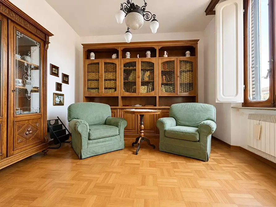Immagine 4 di Appartamento in vendita  in viale vittorio emanuele 2 8 a Siena