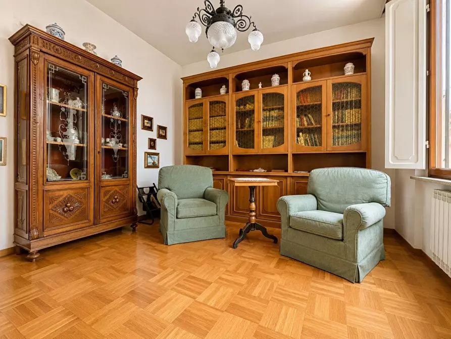 Immagine 5 di Appartamento in vendita  in viale vittorio emanuele 2 8 a Siena