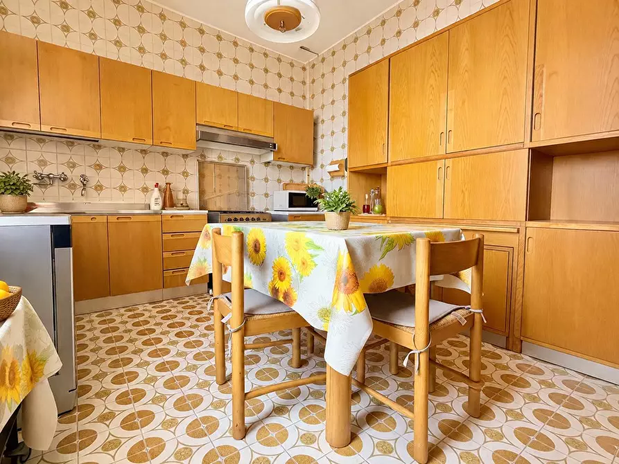 Immagine 10 di Appartamento in vendita  in viale vittorio emanuele 2 8 a Siena