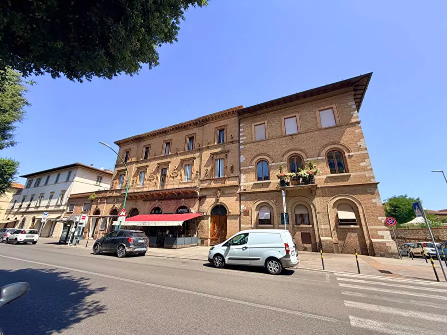 Immagine 47 di Appartamento in vendita  in viale vittorio emanuele 2 8 a Siena