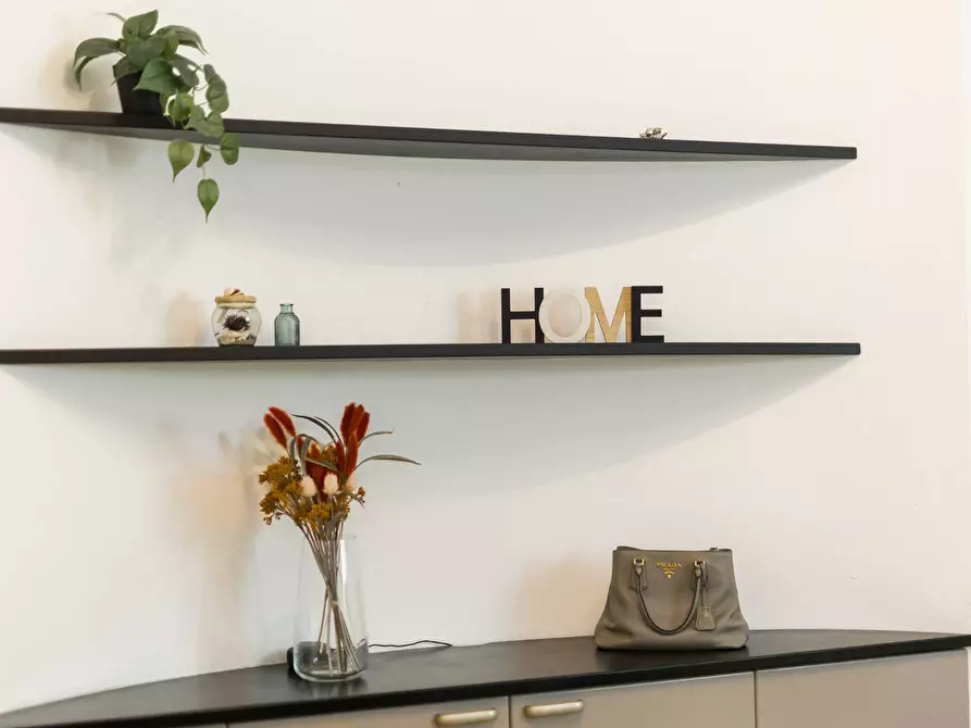 Immagine 10 di Appartamento in vendita  in Via sant'andrea 164 a Viareggio