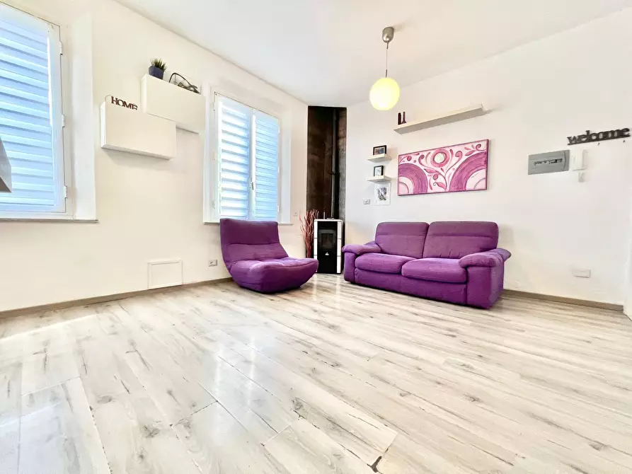 Immagine 5 di Appartamento in vendita  in strada del ruffolo 93 a Siena