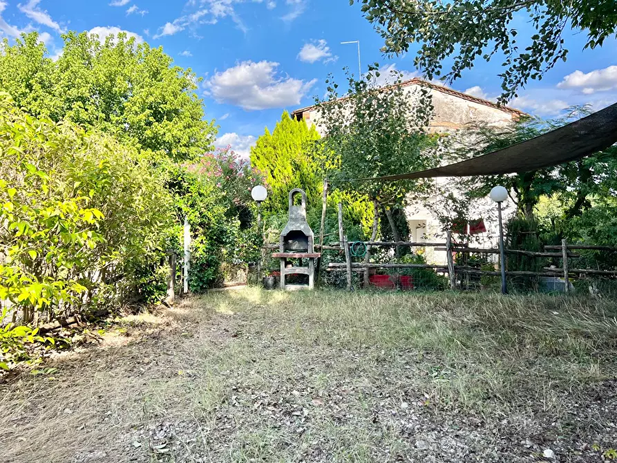 Immagine 25 di Appartamento in vendita  in strada del ruffolo 93 a Siena