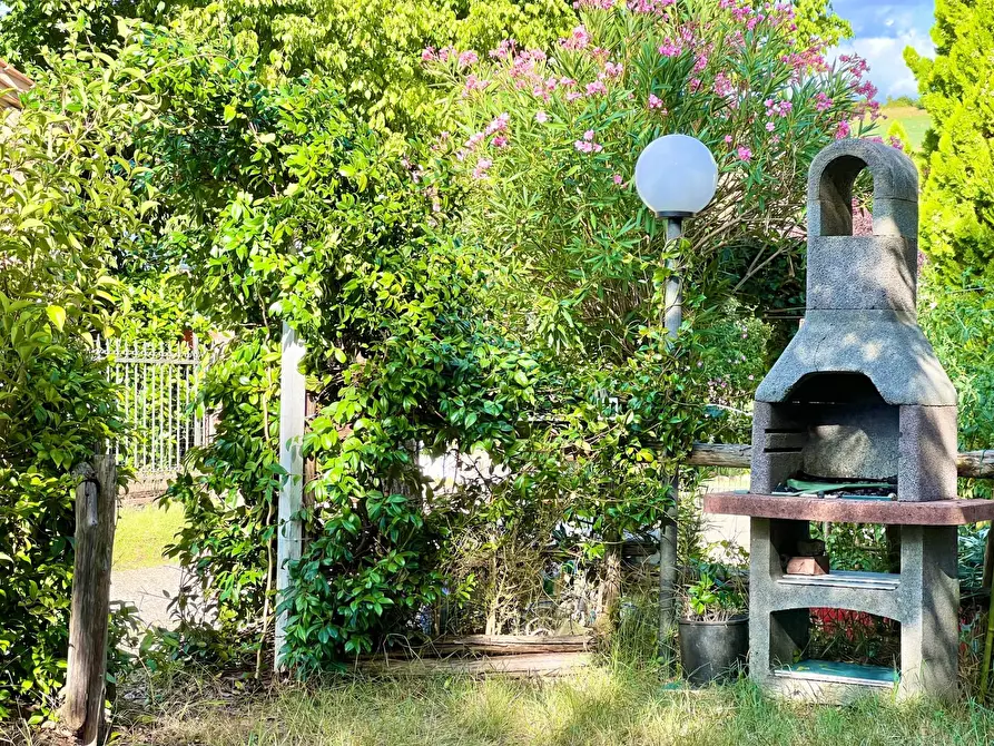 Immagine 26 di Appartamento in vendita  in strada del ruffolo 93 a Siena