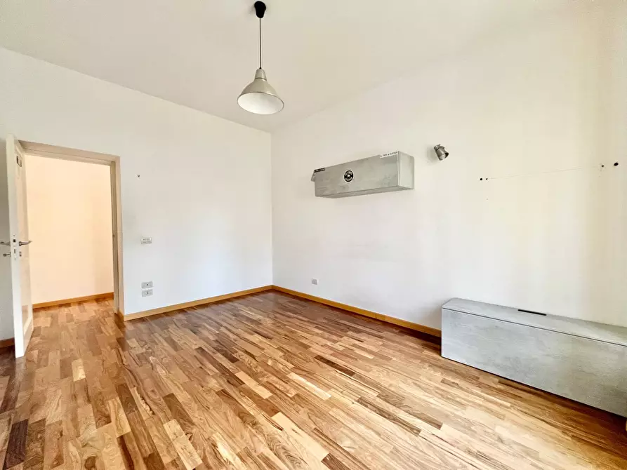 Immagine 10 di Appartamento in vendita  in via gorizia 5 a Siena