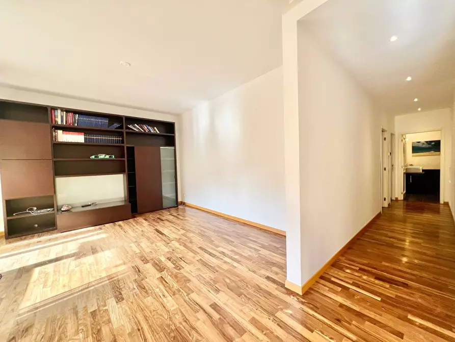 Immagine 17 di Appartamento in vendita  in via gorizia 5 a Siena