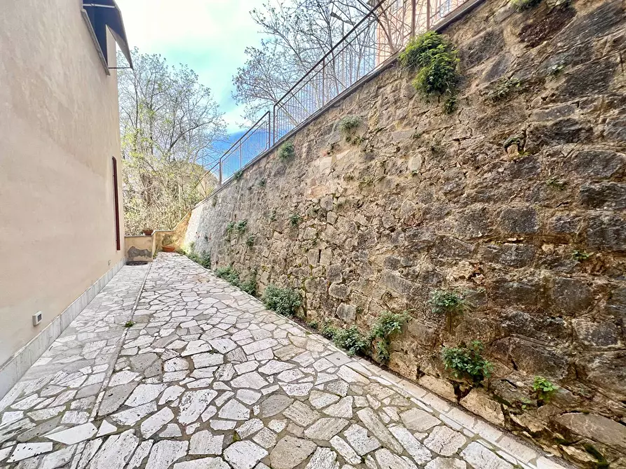 Immagine 19 di Appartamento in vendita  in via gorizia 5 a Siena