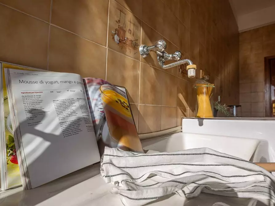 Immagine 14 di Appartamento in vendita  in Via Monte Bolza 1 a Pescara