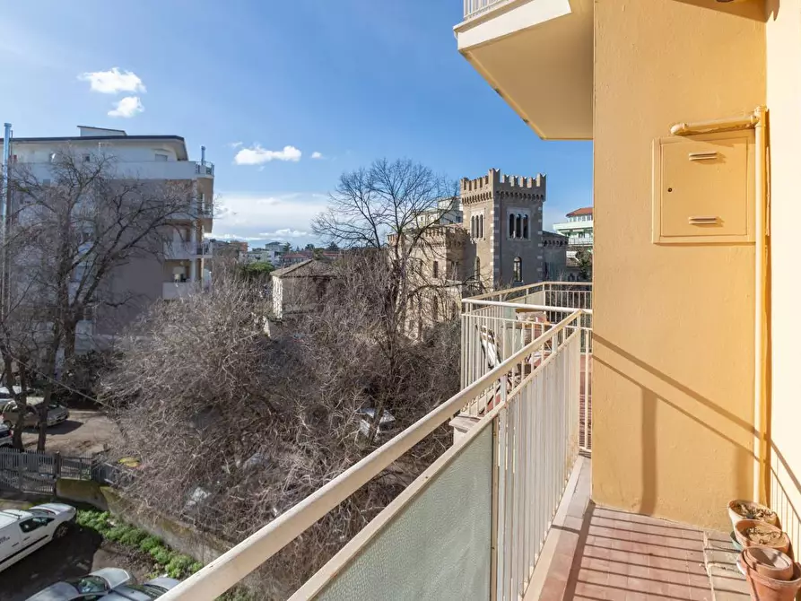 Immagine 29 di Appartamento in vendita  in Via Monte Bolza 1 a Pescara