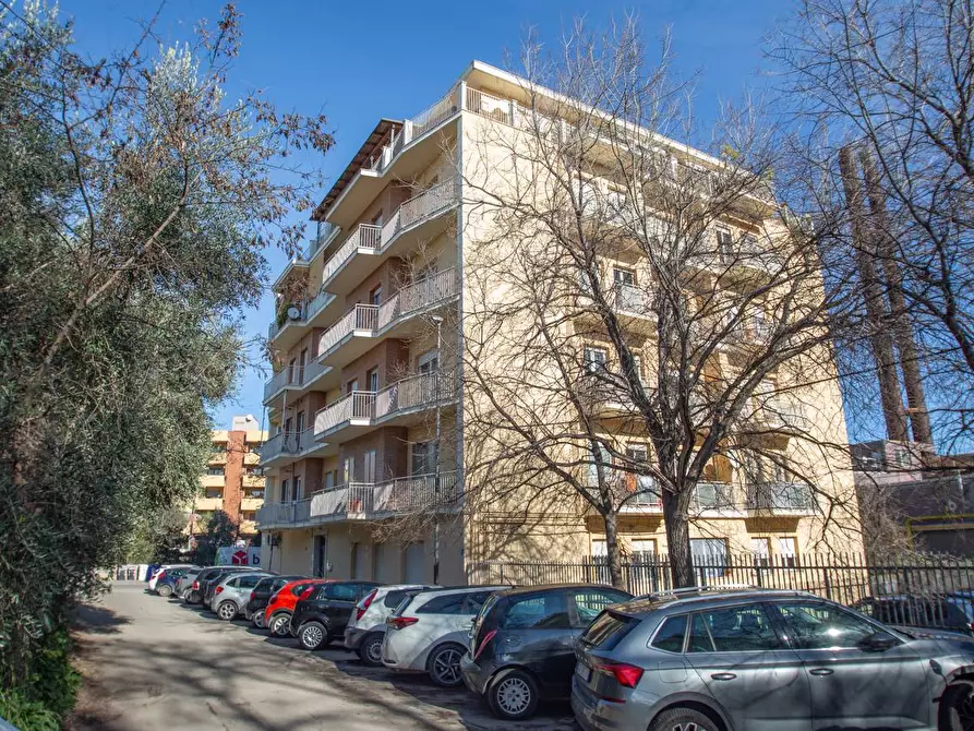 Immagine 33 di Appartamento in vendita  in Via Monte Bolza 1 a Pescara