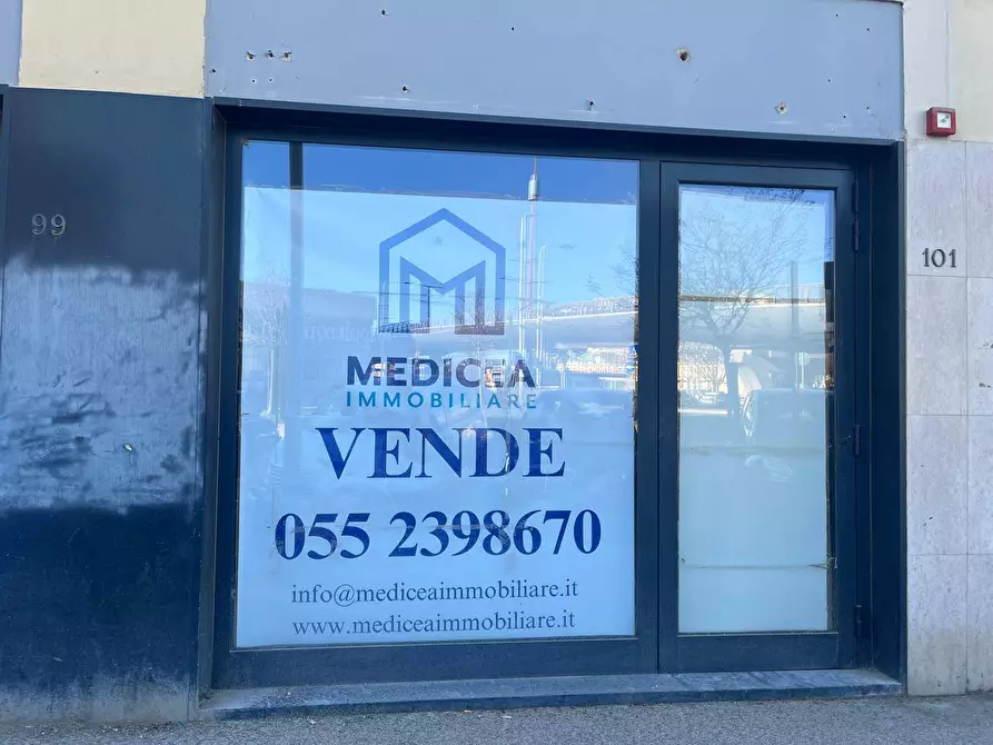 Immagine 17 di Locale commerciale in vendita  in Via Della Villa Demidoff 91/101 a Firenze