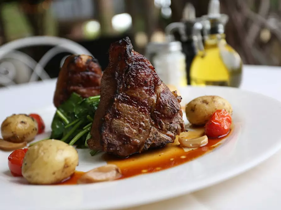 Immagine 10 di Attività commerciale in affitto  in via di paterno 2383 a Vaglia