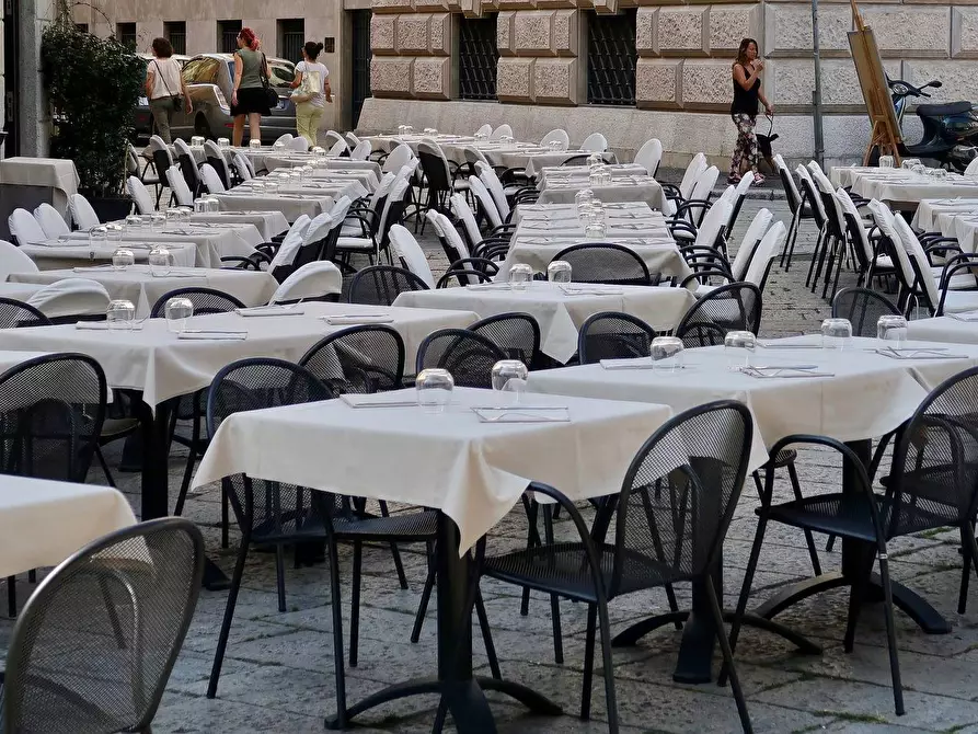 Immagine 16 di Attività commerciale in affitto  in via di paterno 2383 a Vaglia