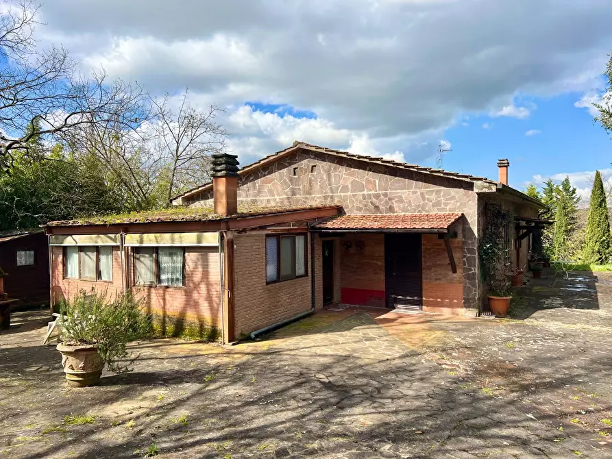 Immagine 2 di Villa in vendita  in strada di mocenni a Castelnuovo Berardenga
