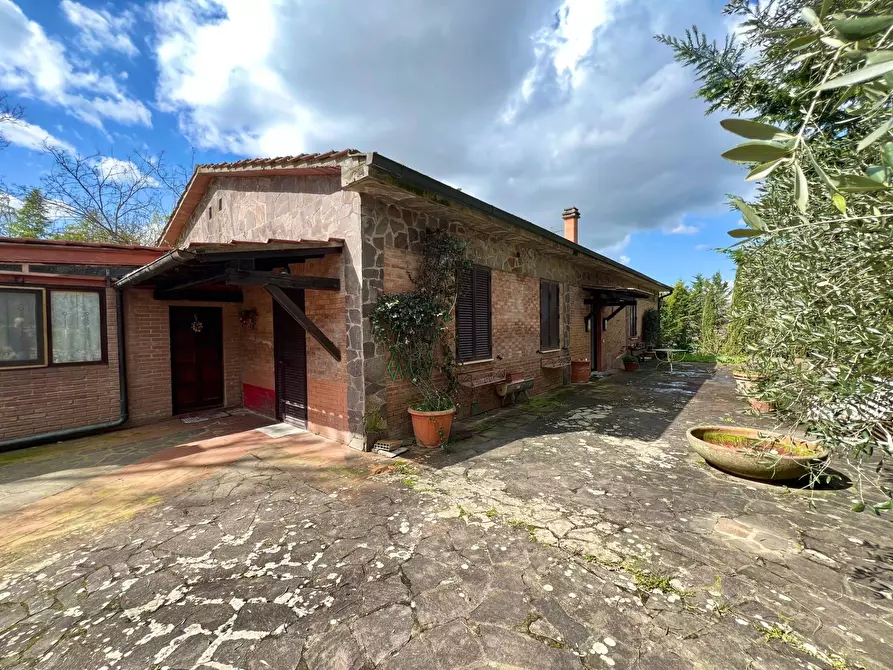 Immagine 7 di Villa in vendita  in strada di mocenni a Castelnuovo Berardenga