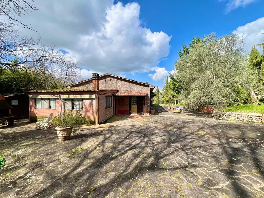 Immagine 15 di Villa in vendita  in strada di mocenni a Castelnuovo Berardenga