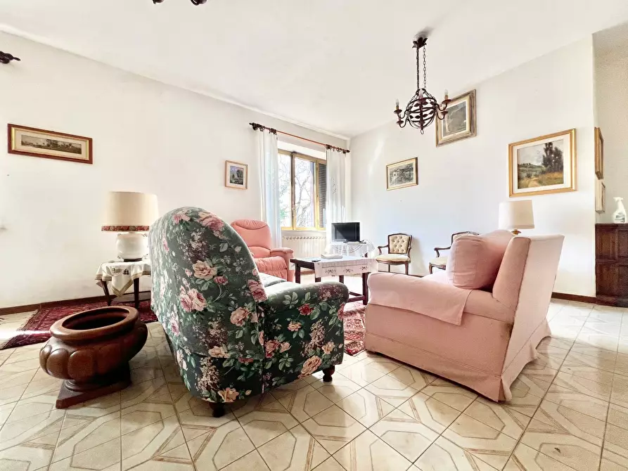 Immagine 26 di Villa in vendita  in strada di mocenni a Castelnuovo Berardenga