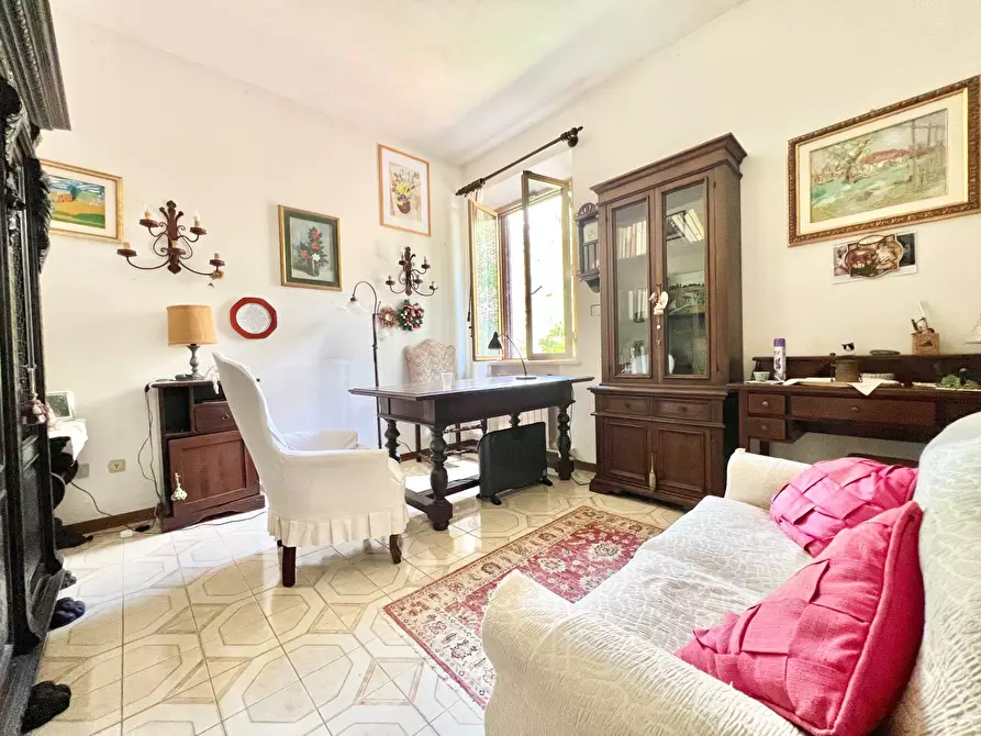 Immagine 34 di Villa in vendita  in strada di mocenni a Castelnuovo Berardenga