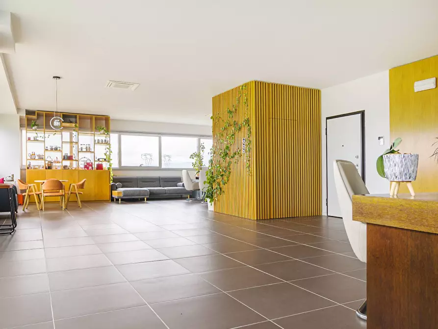 Immagine 5 di Ufficio in affitto  in via chemnitz 5/3 a Prato