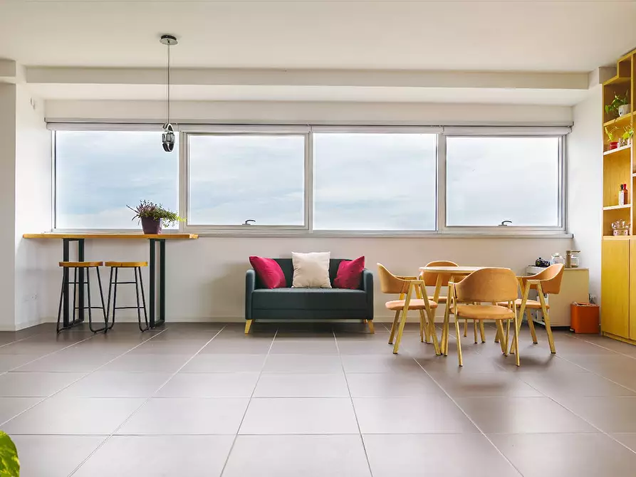 Immagine 10 di Ufficio in affitto  in via chemnitz 5/3 a Prato