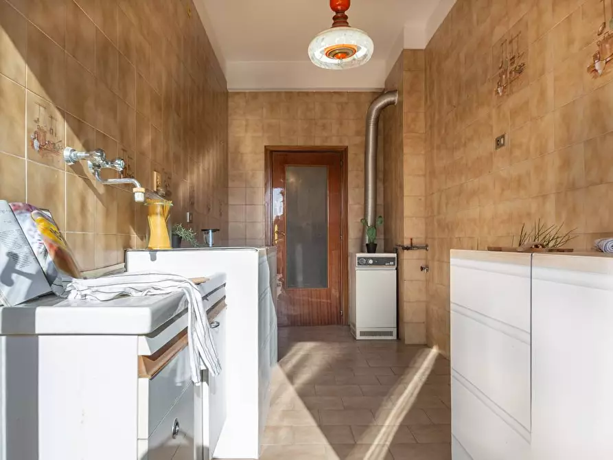 Immagine 13 di Appartamento in vendita  in Via Monte Bolza 1 a Pescara