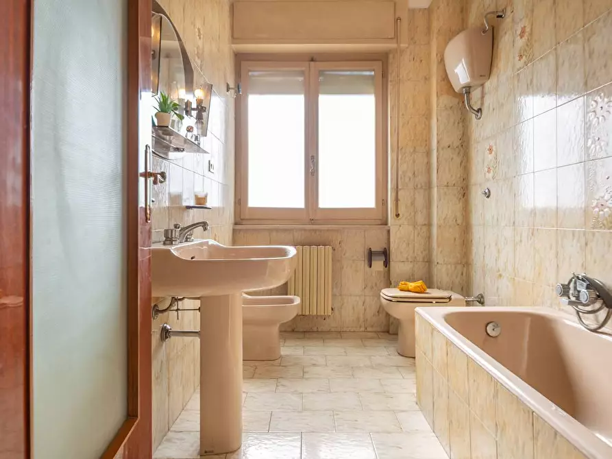 Immagine 23 di Appartamento in vendita  in Via Monte Bolza 1 a Pescara