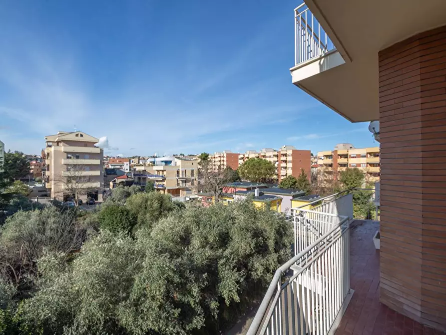 Immagine 30 di Appartamento in vendita  in Via Monte Bolza 1 a Pescara