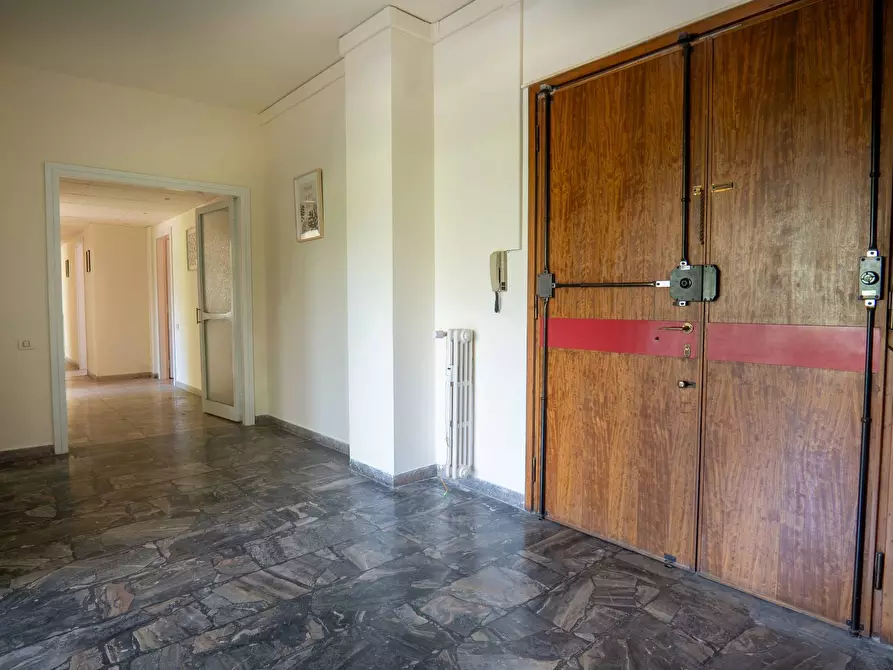 Immagine 4 di Appartamento in vendita  in via vittorio veneto 80 a Prato