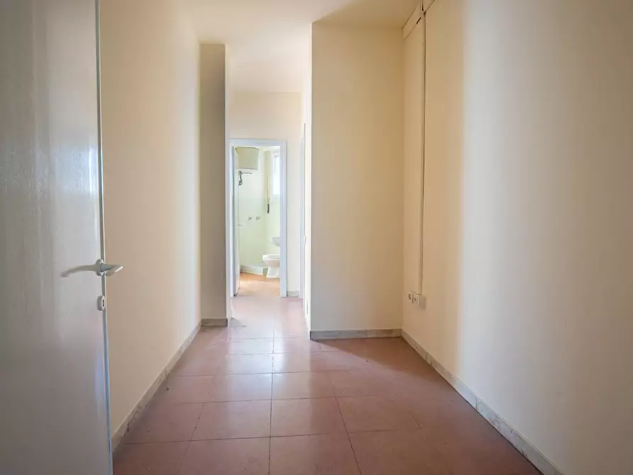 Immagine 29 di Appartamento in vendita  in via vittorio veneto 80 a Prato