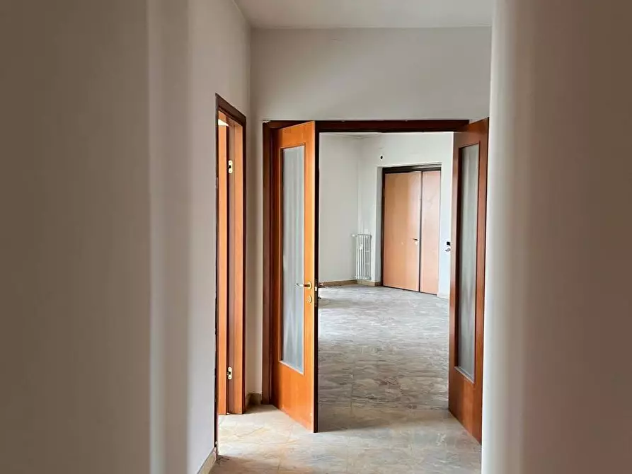 Immagine 14 di Ufficio in affitto  in via vittorio veneto 80 a Prato