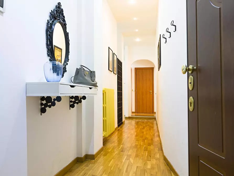 Immagine 2 di Appartamento in vendita  in VIA BELLINI 38 a Firenze