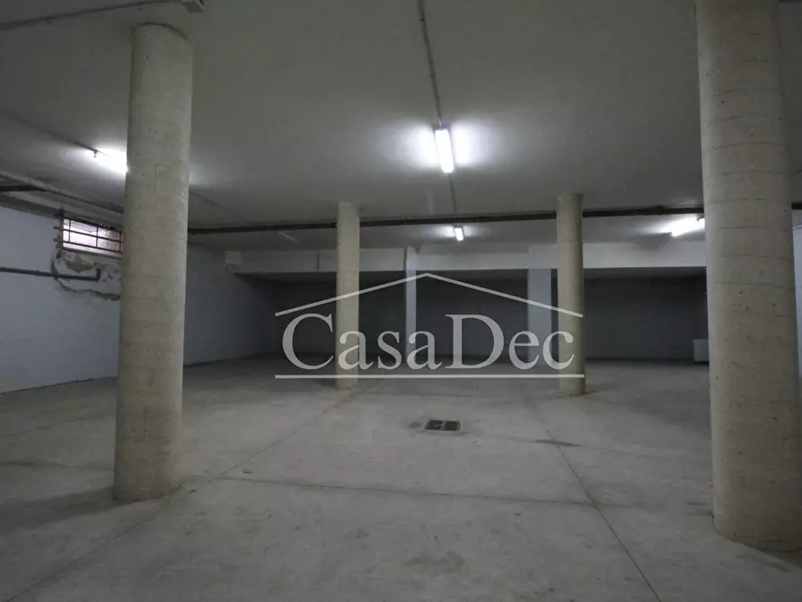 Immagine 7 di Magazzino in affitto  in Via Giulio Cesare 1 a Trentola Ducenta