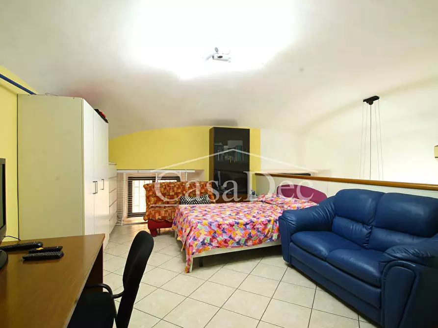 Immagine 20 di Negozio in vendita  in Via Arenaccia a Napoli