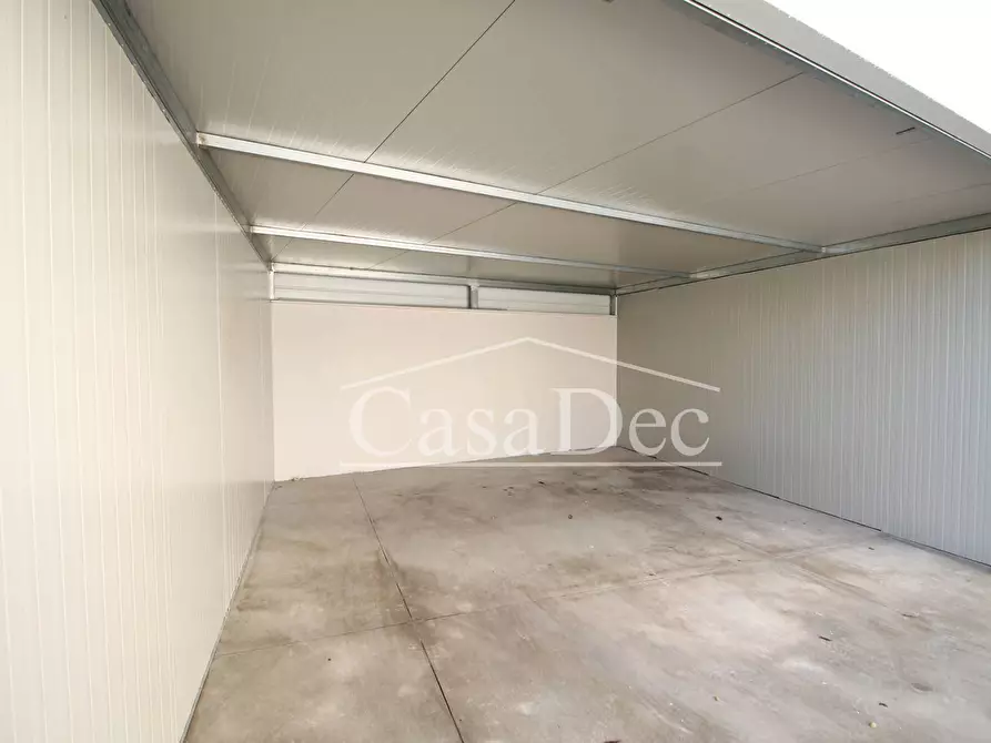 Immagine 57 di Appartamento in vendita  in Via Guglielmo Marconi a Lusciano