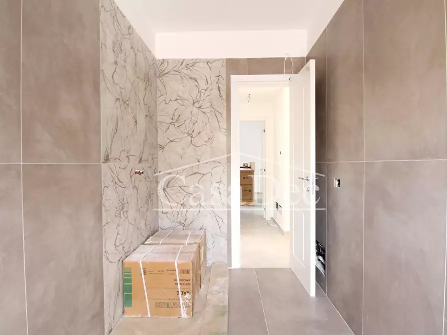 Immagine 30 di Appartamento in vendita  in Via Guglielmo Marconi a Lusciano