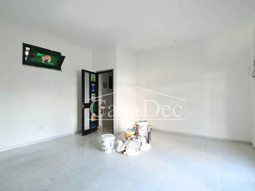 Immagine 17 di Negozio in affitto  in Via Guglielmo Marconi a Cancello Ed Arnone