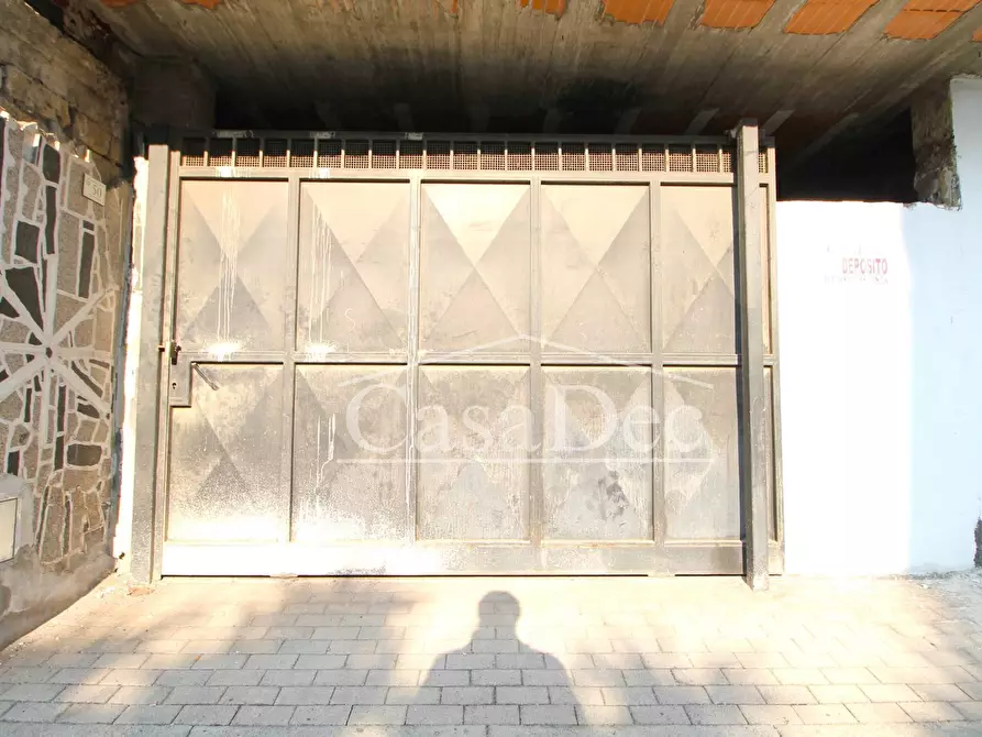 Immagine 5 di Magazzino in affitto  in Via Enrico de nicola a Trentola Ducenta