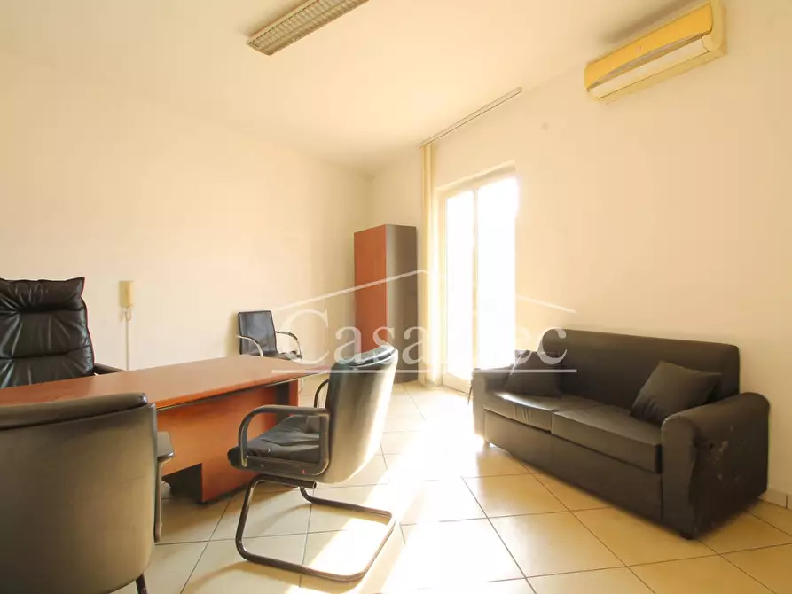 Immagine 9 di Ufficio in affitto  in Corso Umberto a San Cipriano D'aversa