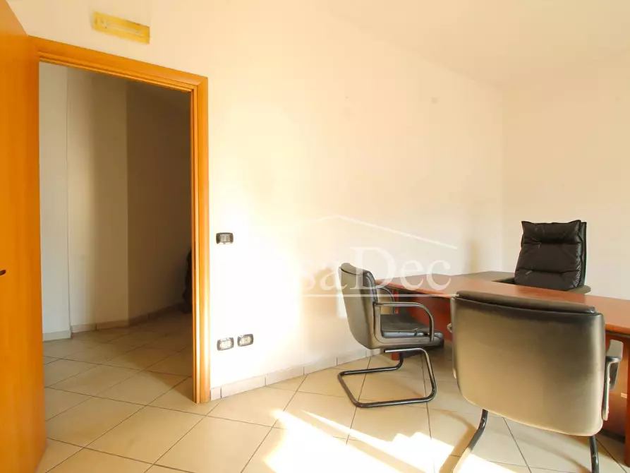 Immagine 12 di Ufficio in affitto  in Corso Umberto a San Cipriano D'aversa