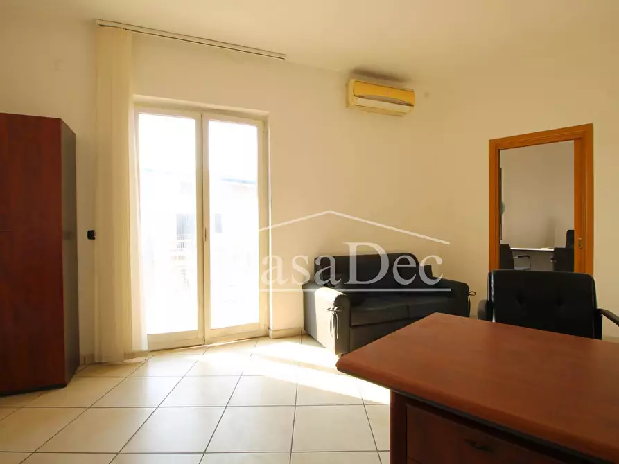 Immagine 16 di Ufficio in affitto  in Corso Umberto a San Cipriano D'aversa