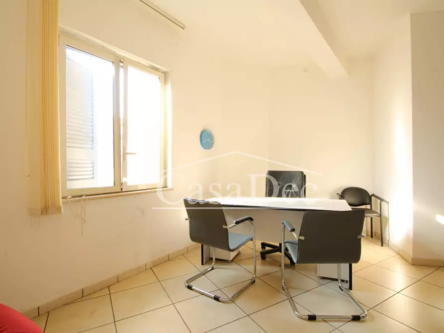 Immagine 17 di Ufficio in affitto  in Corso Umberto a San Cipriano D'aversa