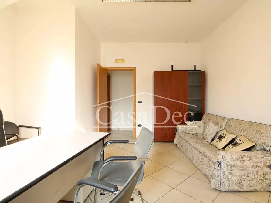 Immagine 19 di Ufficio in affitto  in Corso Umberto a San Cipriano D'aversa