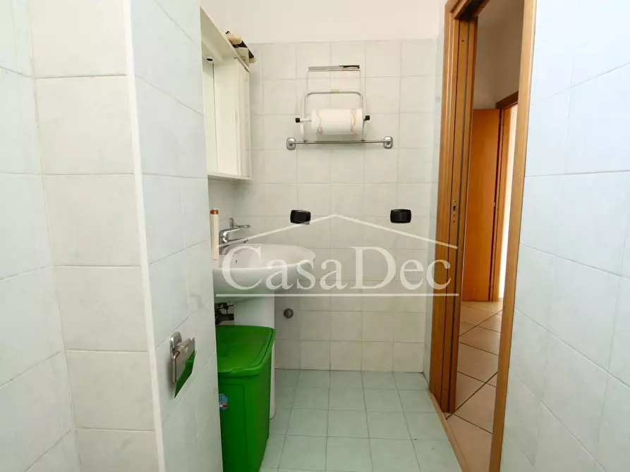 Immagine 28 di Ufficio in affitto  in Corso Umberto a San Cipriano D'aversa