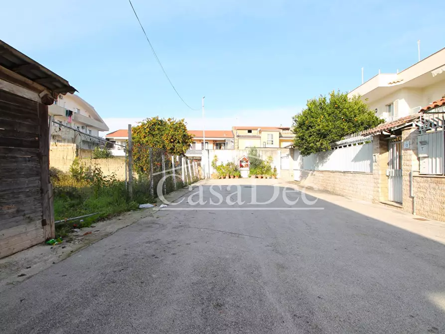 Immagine 4 di Terreno residenziale in vendita  in Via Giovanni XXIII a Frignano