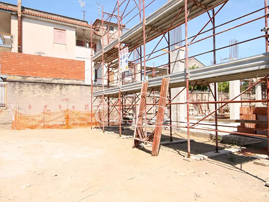 Immagine 11 di Appartamento in vendita  in Via Giuseppe Verdi a Giugliano In Campania