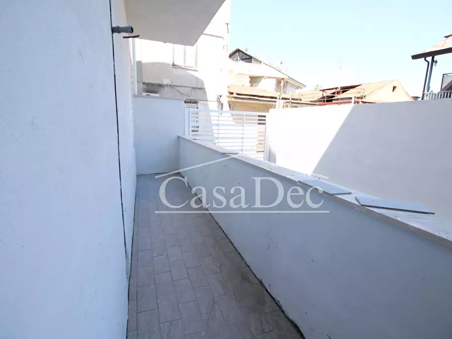 Immagine 21 di Negozio in vendita  in Via Guglielmo Marconi a Cancello Ed Arnone